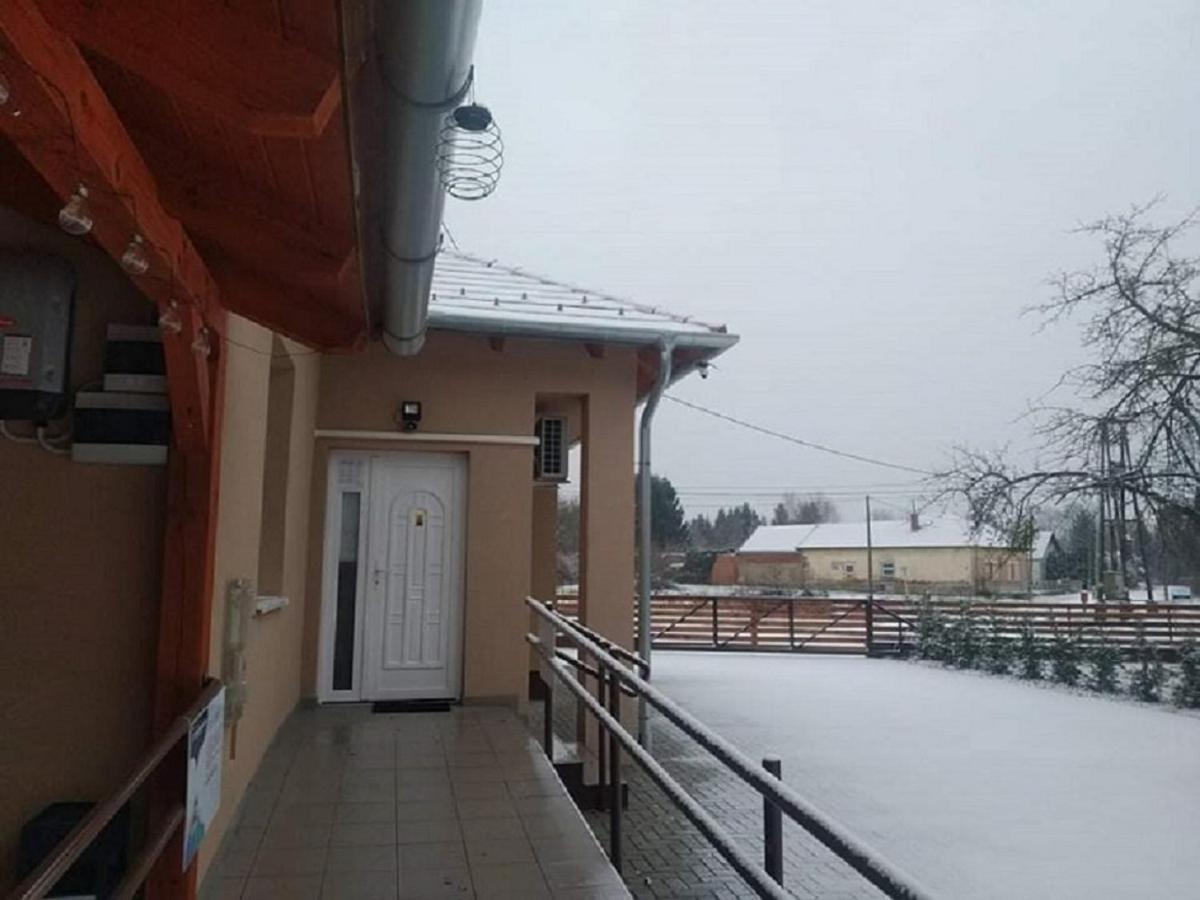 Ókerka Vendégház Csesztreg Exterior foto
